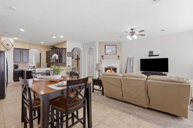 3608 Barrington Court, Pearland, TX 77584