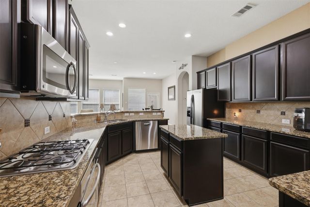 3608 Barrington Court, Pearland, TX 77584