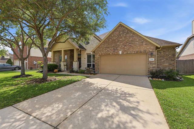 3608 Barrington Court, Pearland, TX 77584