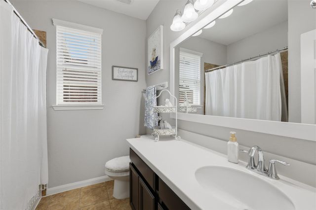 3608 Barrington Court, Pearland, TX 77584