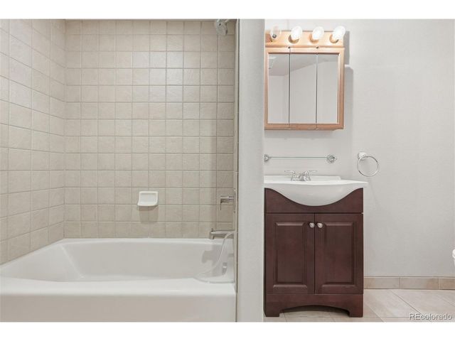 3743 S Ventura Way, Aurora, CO 80013