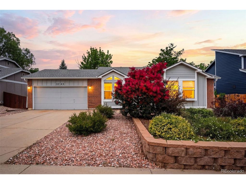 3743 S Ventura Way, Aurora, CO 80013