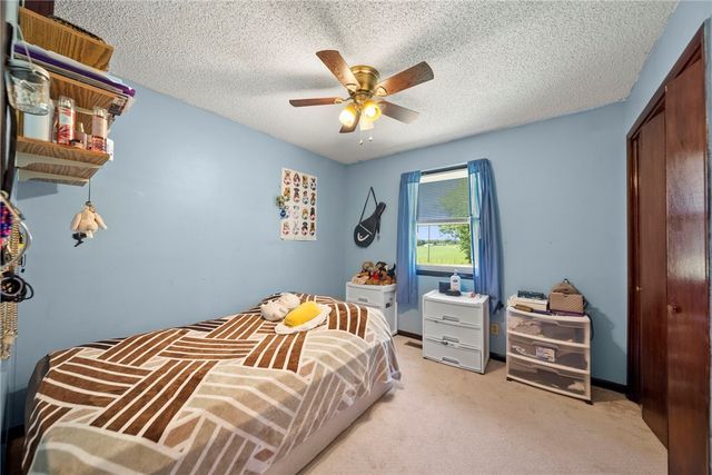 19161 Old Springtown Road, Gentry, AR 72734