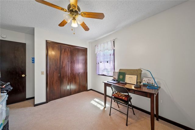 19161 Old Springtown Road, Gentry, AR 72734