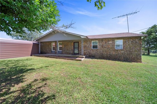 19161 Old Springtown Road, Gentry, AR 72734