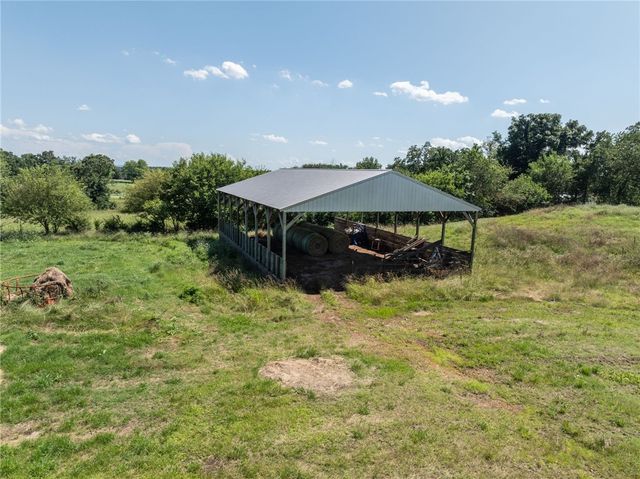 19161 Old Springtown Road, Gentry, AR 72734