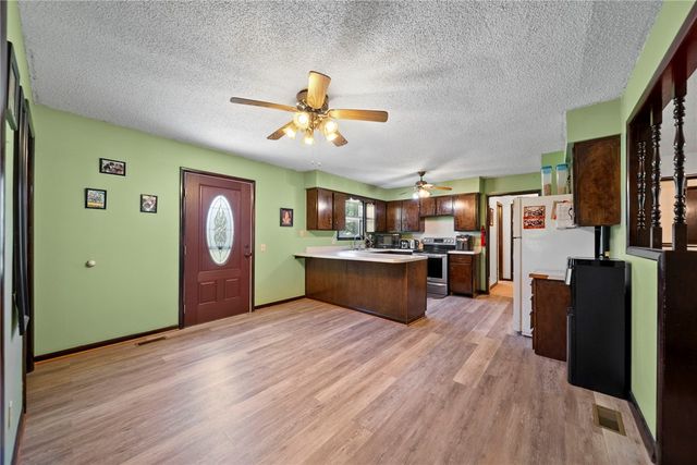 19161 Old Springtown Road, Gentry, AR 72734