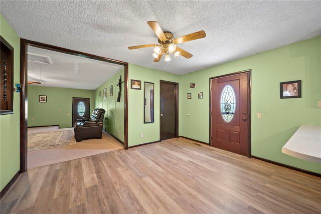 19161 Old Springtown Road, Gentry, AR 72734