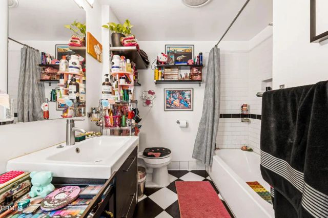 3516 Hunter Street, Los Angeles, CA 90023