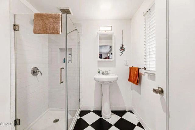 3516 Hunter Street, Los Angeles, CA 90023