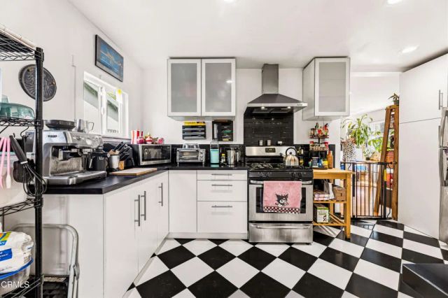 3516 Hunter Street, Los Angeles, CA 90023