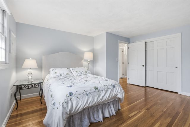 7 Beaver Dam Dr, Westford, MA 01886