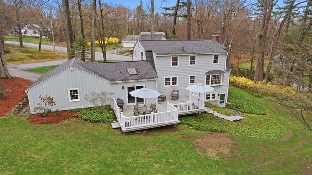 7 Beaver Dam Dr, Westford, MA 01886