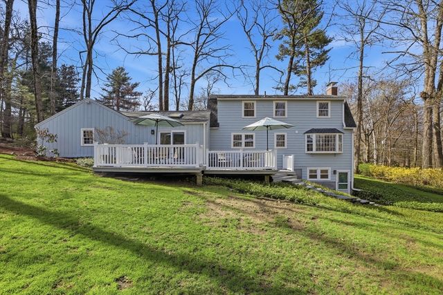 7 Beaver Dam Dr, Westford, MA 01886