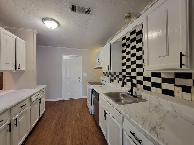 1552 Cheyenne Road, Dallas, TX 75217