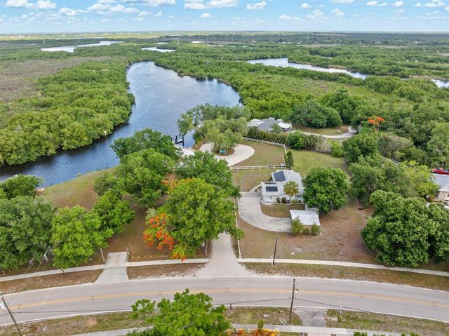 8126 RIVERSIDE DRIVE, Punta Gorda, FL 33982