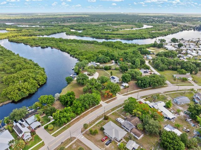 8126 RIVERSIDE DRIVE, Punta Gorda, FL 33982