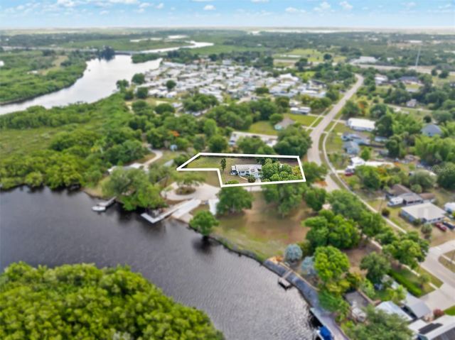 8126 RIVERSIDE DRIVE, Punta Gorda, FL 33982