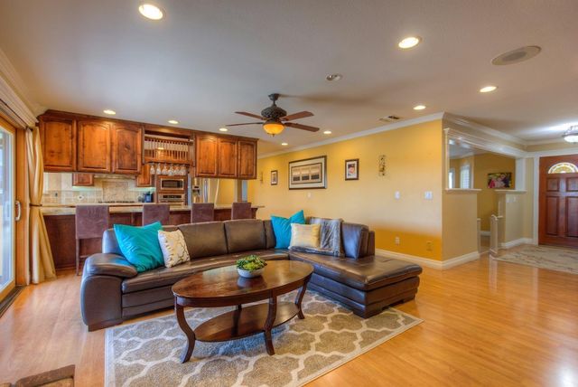 2399 Holcomb Ave, Yuba City, CA 95993