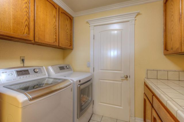 2399 Holcomb Ave, Yuba City, CA 95993