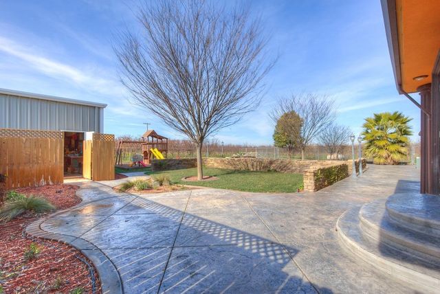 2399 Holcomb Ave, Yuba City, CA 95993