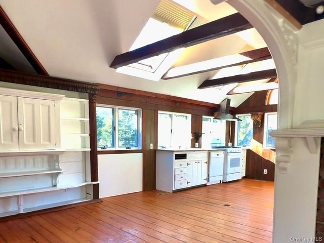 39 Cedar Drive, Shinnecock, NY 11968