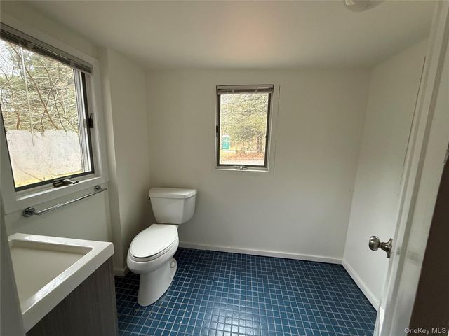 39 Cedar Drive, Shinnecock, NY 11968