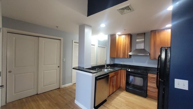 170 Oxford St 170-206, Lynn, MA 01901