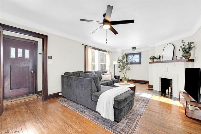 17608 Puritas Avenue, Cleveland, OH 44135