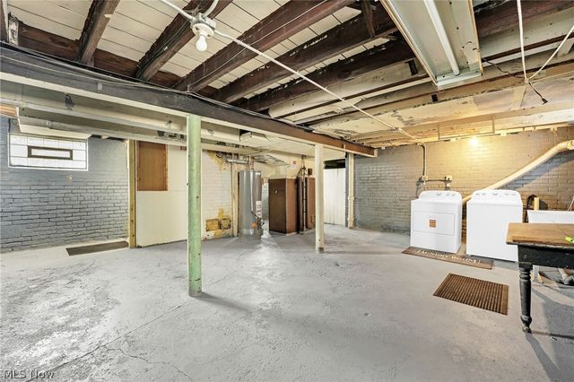 17608 Puritas Avenue, Cleveland, OH 44135