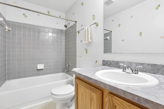 5802 Gaelic Court, Dublin, OH 43016