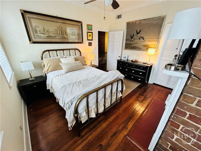 415 Price Street E, Savannah, GA 31401