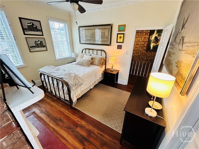 415 Price Street E, Savannah, GA 31401