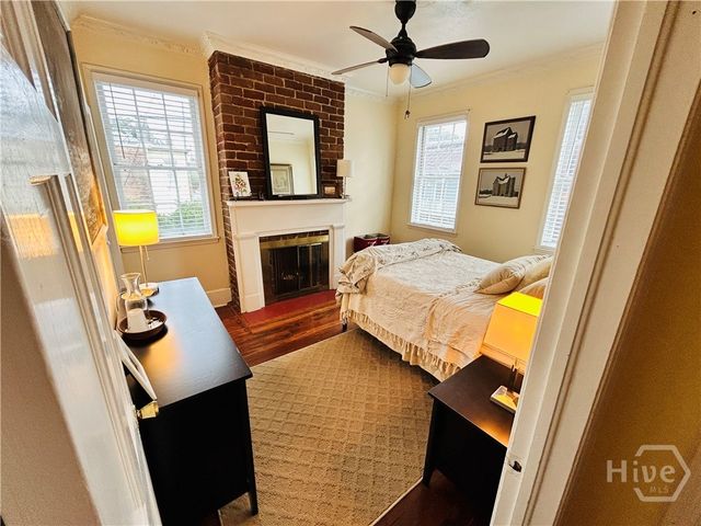 415 Price Street E, Savannah, GA 31401