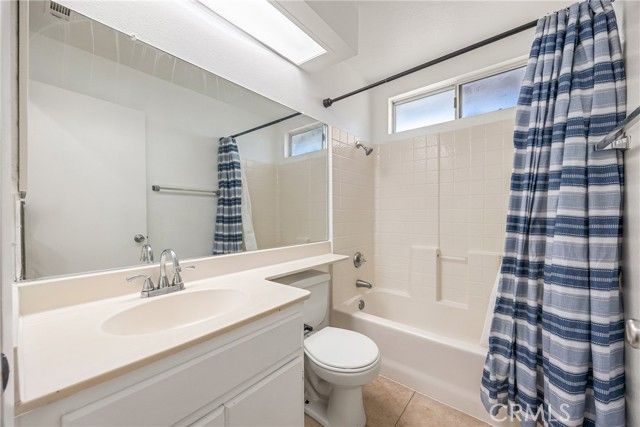 8541 Dove Creek, Hesperia, CA 92344