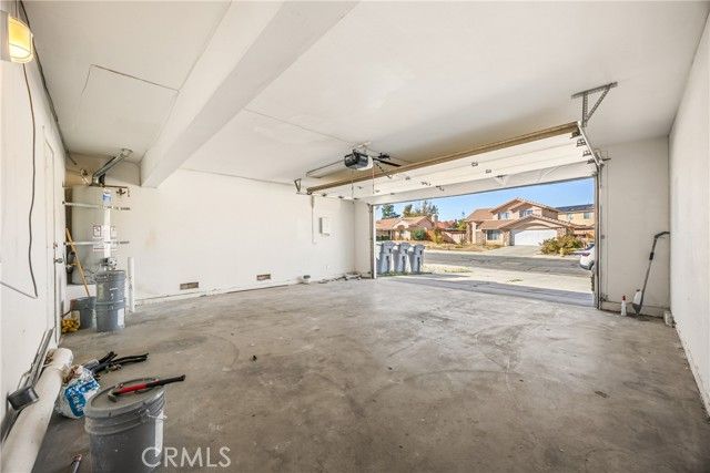 8541 Dove Creek, Hesperia, CA 92344