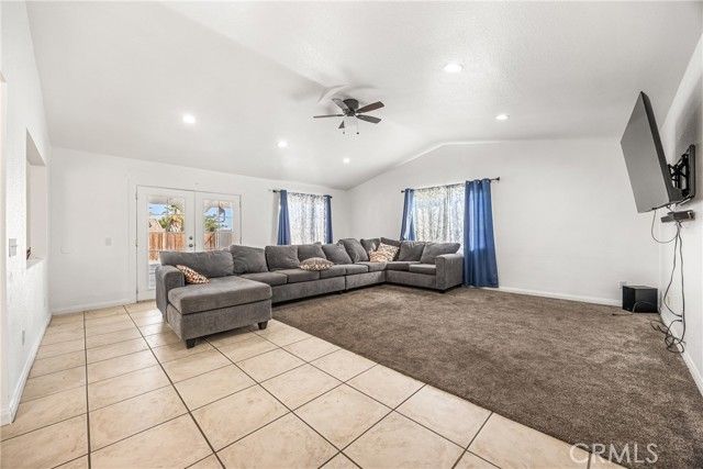 8541 Dove Creek, Hesperia, CA 92344