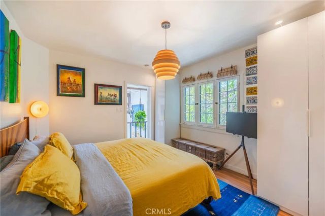 9861 Easton Drive, Los Angeles, CA 90210