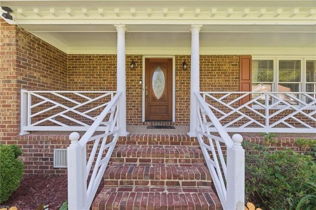 103 Kiskiac TURN, Yorktown, VA 23693