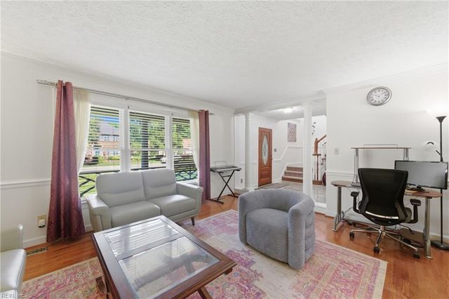 103 Kiskiac TURN, Yorktown, VA 23693