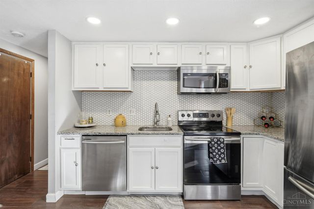 2148 Julie Terrace, Reading, OH 45215