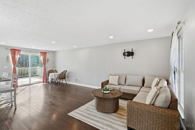 2148 Julie Terrace, Reading, OH 45215