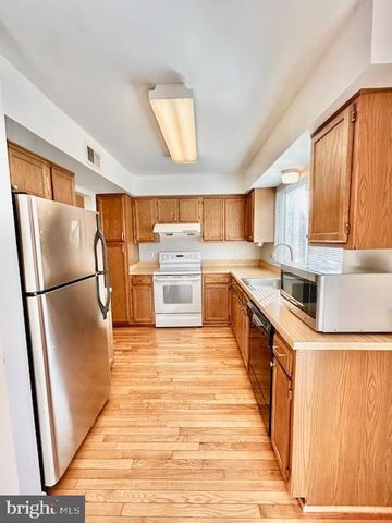 50 CAPRICORN CT, Derwood, MD 20855