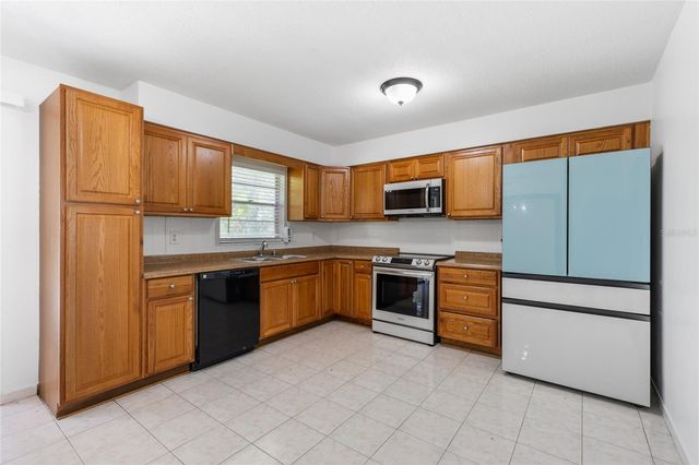 2230 NW 57TH TERRACE, Gainesville, FL 32605