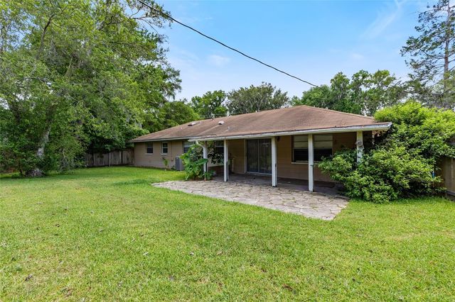 2230 NW 57TH TERRACE, Gainesville, FL 32605
