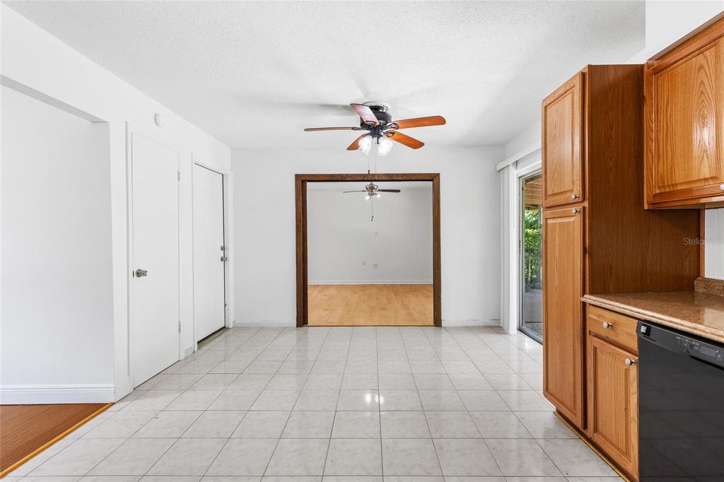 Image 15 of property listing at 2230 NW 57TH TERRACE, Gainesville, FL 32605