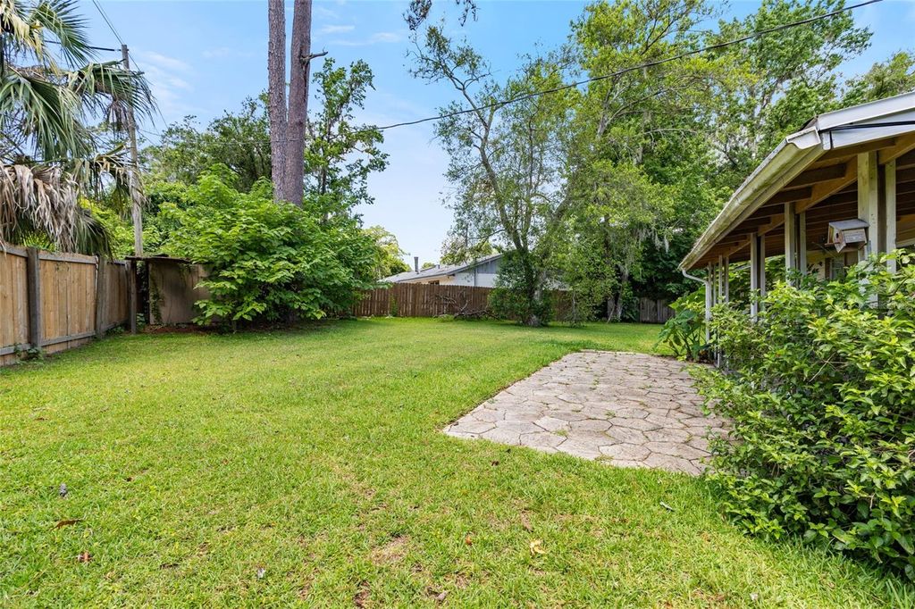 Image 32 of property listing at 2230 NW 57TH TERRACE, Gainesville, FL 32605