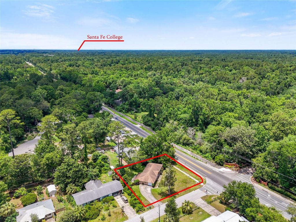 Image 6 of property listing at 2230 NW 57TH TERRACE, Gainesville, FL 32605