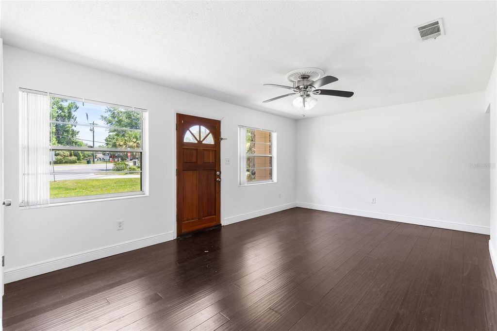 Image 8 of property listing at 2230 NW 57TH TERRACE, Gainesville, FL 32605