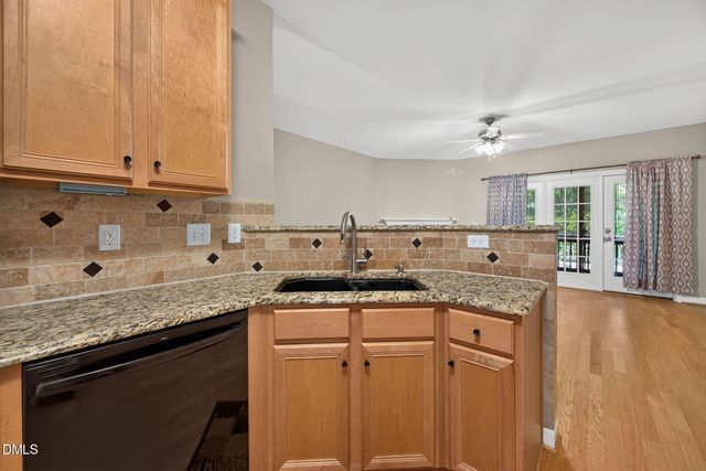 734 Parkside Townes Court, Wake Forest, NC 27587